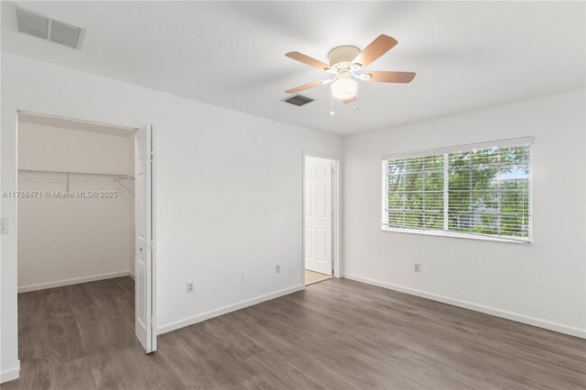 Building Photo - 1209 Abaco Ln
