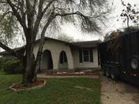 Building Photo - 4241 Western Dr
