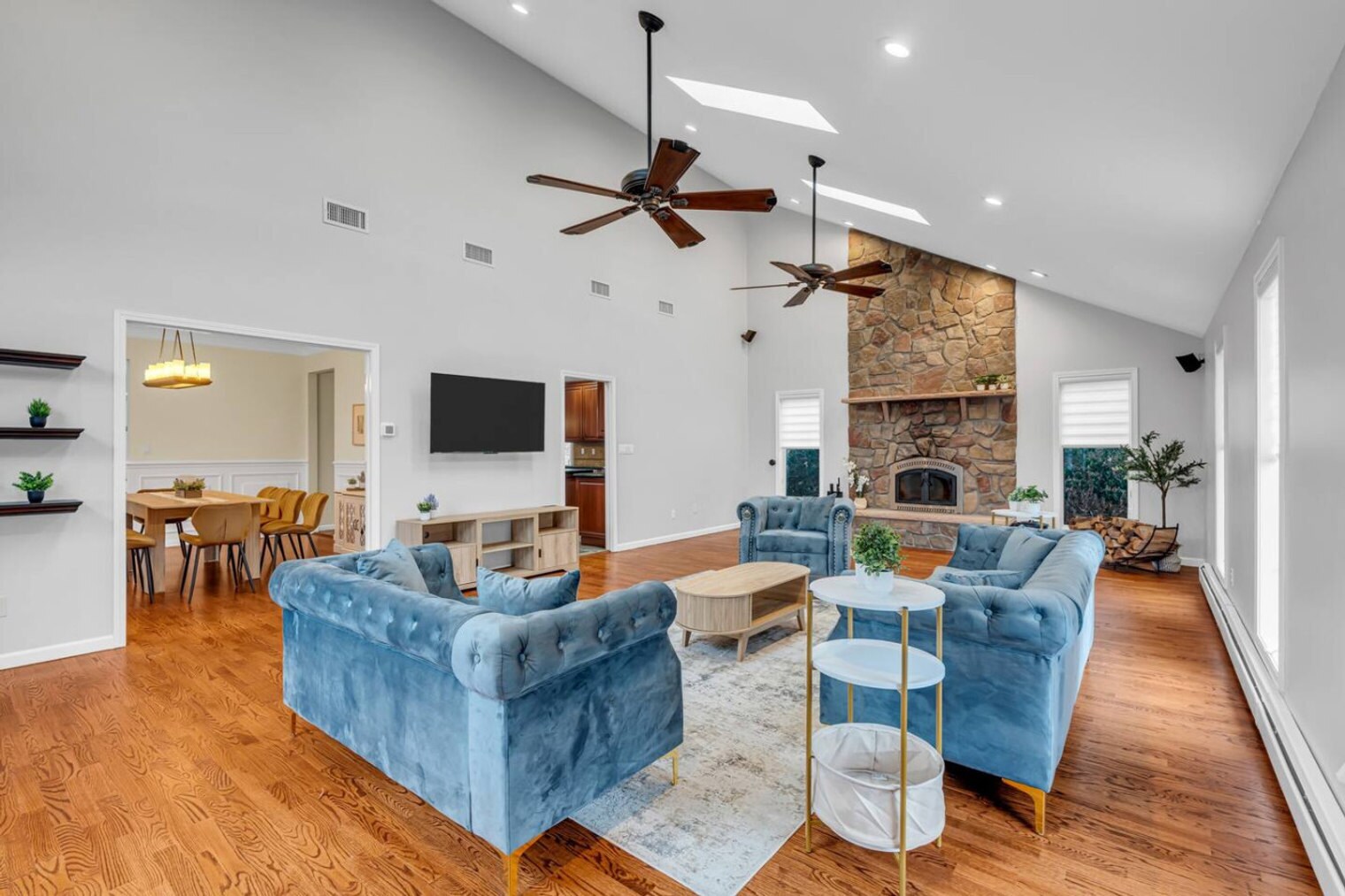 Building Photo - 6 Buchanan Ln