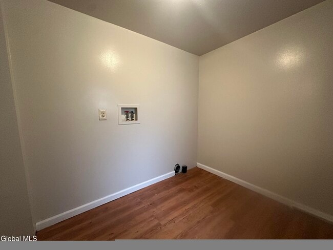 Building Photo - 34 Lake Ave