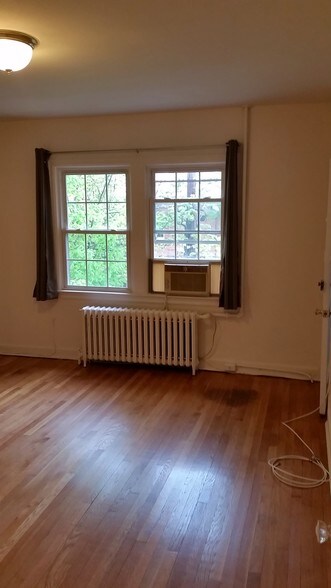 Building Photo - 2443 40th St NW