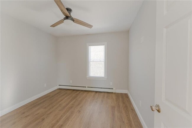 Building Photo - 59 Fairlawn Ave