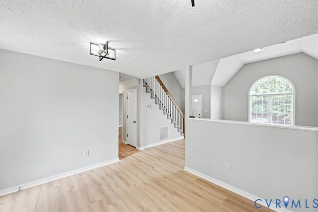Building Photo - 10017 Chartwood Ct