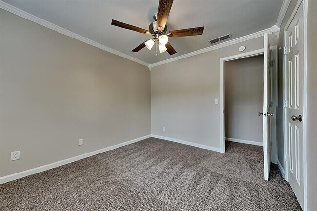 Building Photo - 457 Lily Shoals Ln