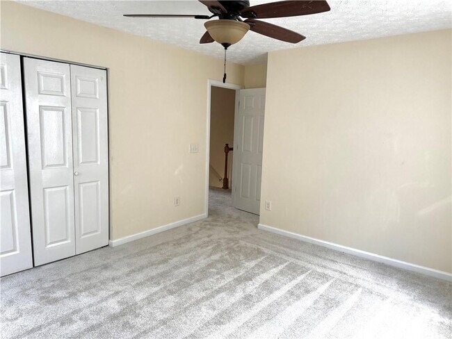 Building Photo - 1700 Ivey Pointe Ct