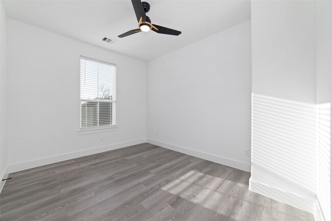 Building Photo - 3818 Lynnfield St