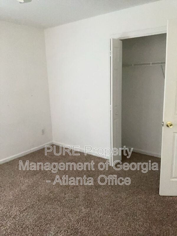 Building Photo - 909 Michael Lee Way