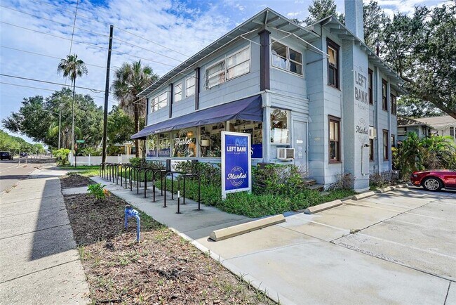 Building Photo - 777 12th Ave N