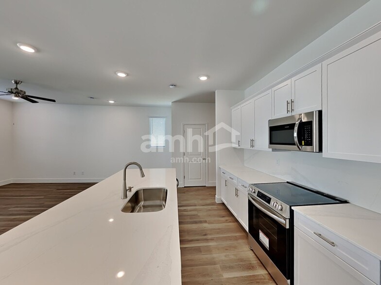 Building Photo - 4255 Halo Hollyhock St