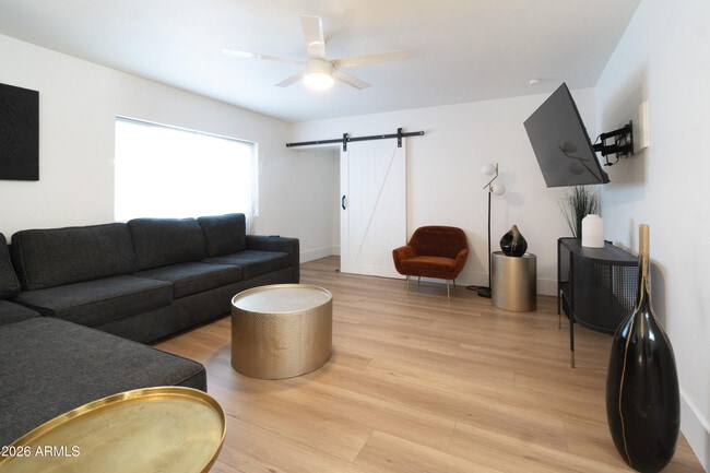 Building Photo - 4451 E Earll Dr