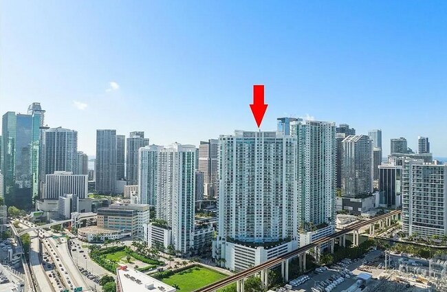 Building Photo - 90 SW 3rd St