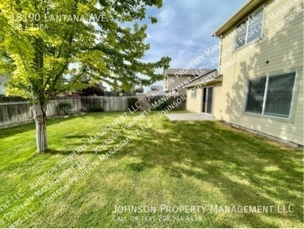 Building Photo - 18190 Lantana Ave