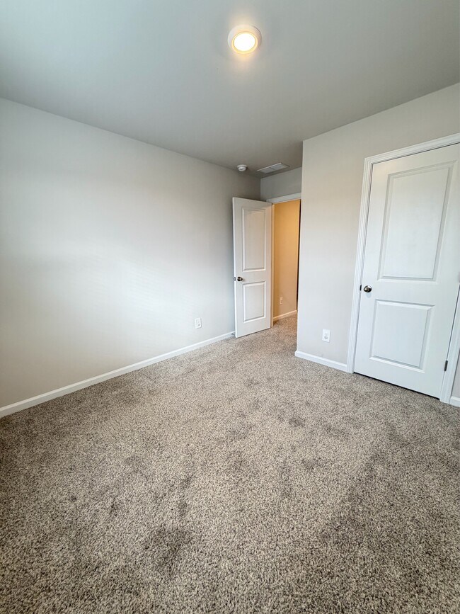 Building Photo - 5530 Worrell Wy