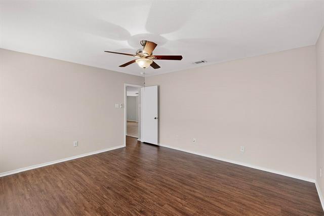 Building Photo - 9120 Sun Haven Way