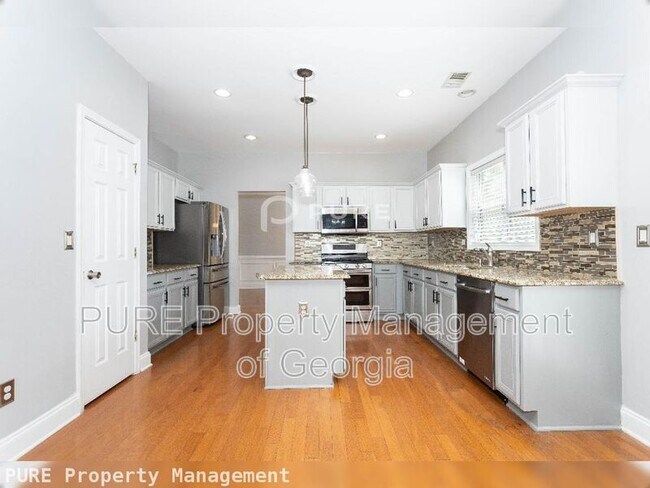 Building Photo - 2212 Caneridge Ct SW