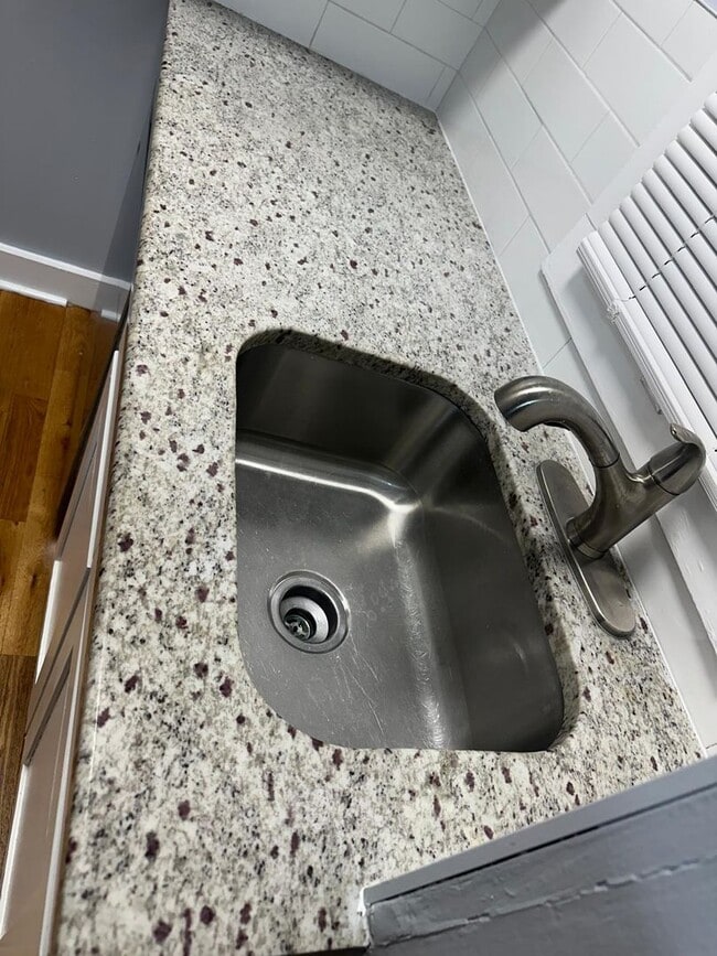 Building Photo - 159 Grafton St