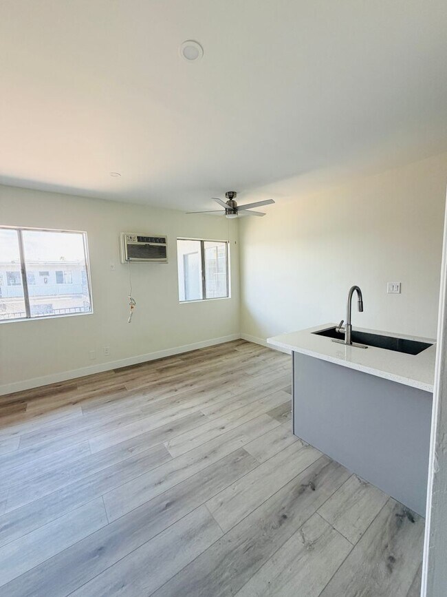 Building Photo - JUST REDUCED! Renovated Studio | Parking Included | $1,499