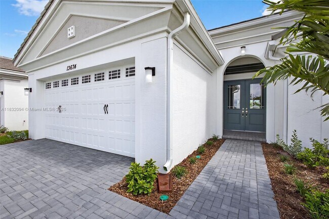 Building Photo - 13674 Spruce Pne Dr
