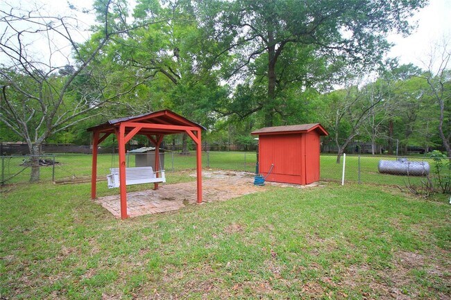 Building Photo - 9137 White Oak Dr