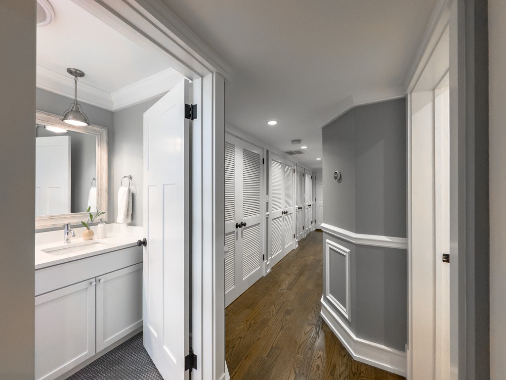 Building Photo - 3453 N Hoyne Ave