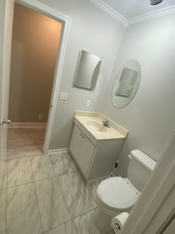 Building Photo - 5912 Wintergreen Dr