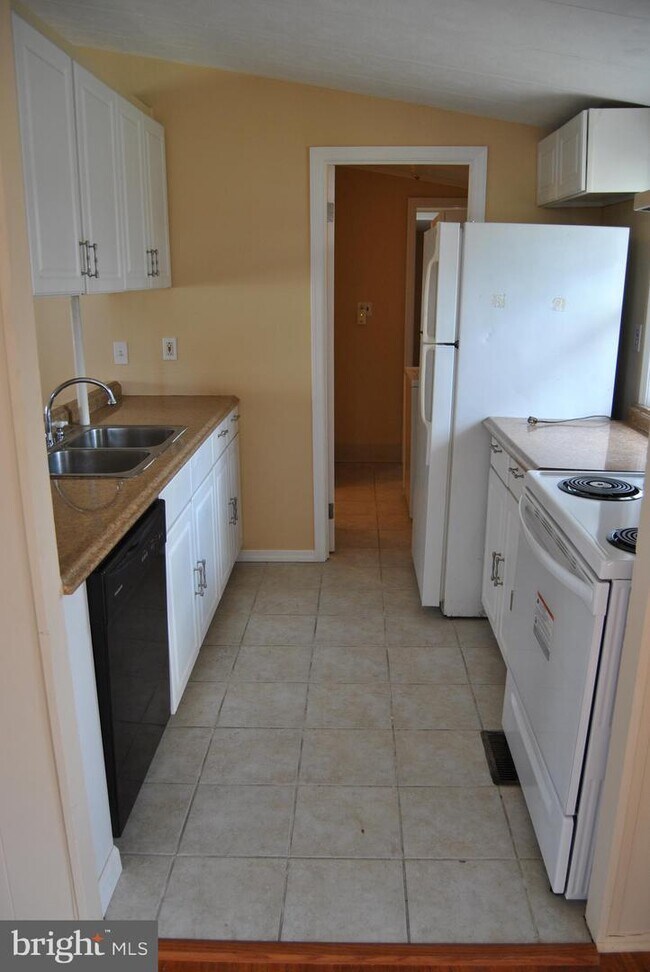 Building Photo - 22 Old Egg Harbor Rd