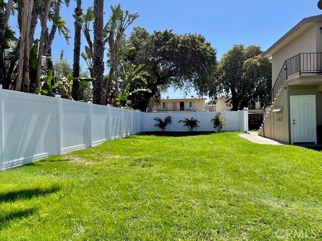 Building Photo - 1835 W Crestwood Ln