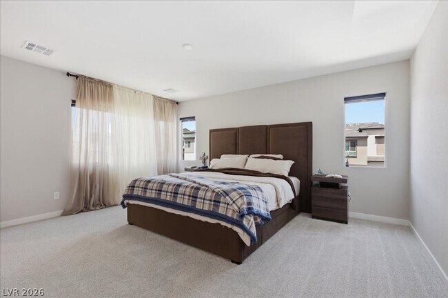 Building Photo - 9276 Litvin St