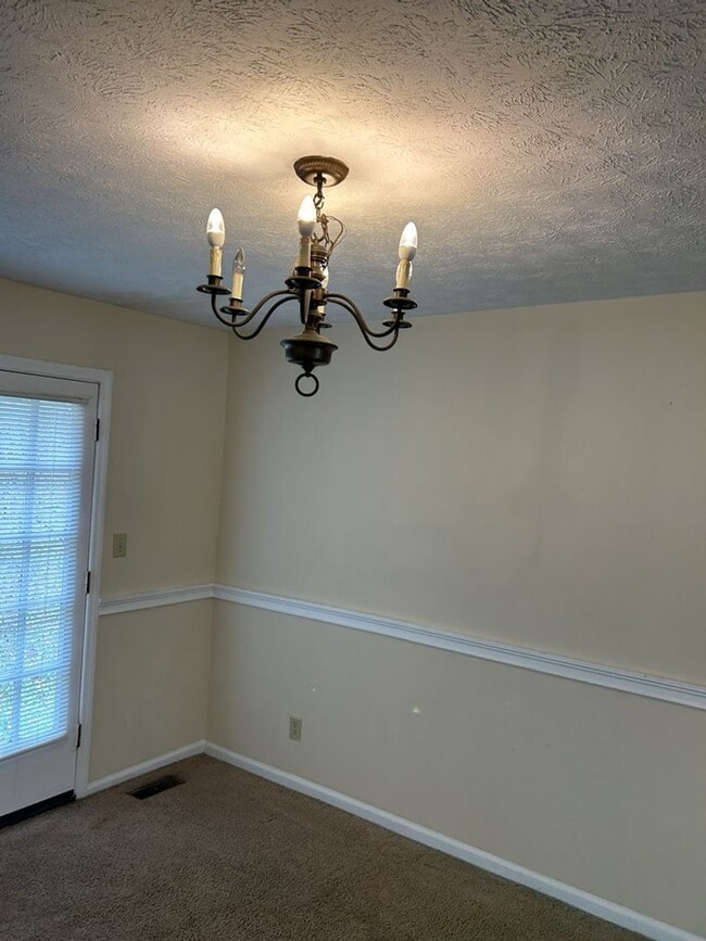 Building Photo - COMING SOON! Cozy 3BR 2.5BA Home w/ 2-Car Garage in Lithonia