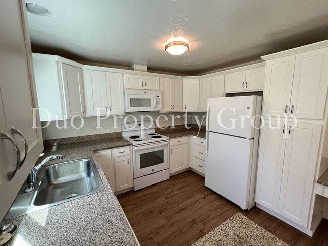 Building Photo - North Adams