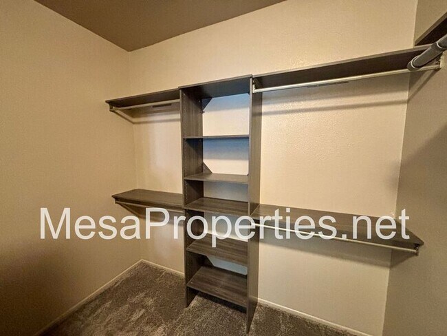 Building Photo - 15389 Megan Ct