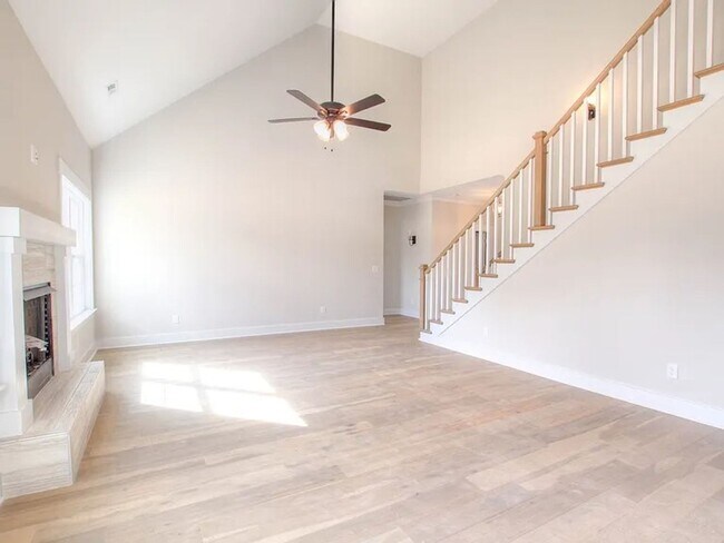 Building Photo - Situated on over 3 acres right in a growin...