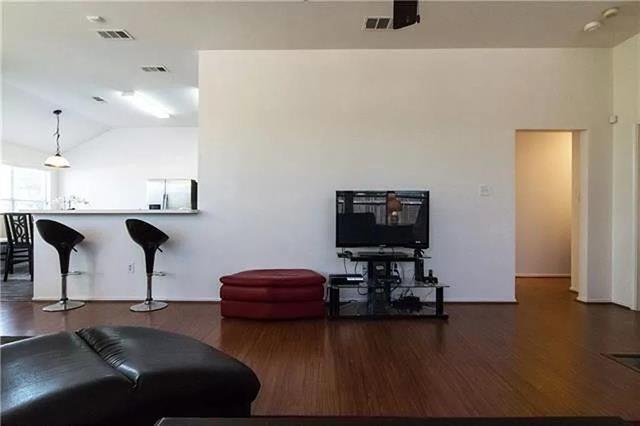 Building Photo - 2502 Chesapeake Ct