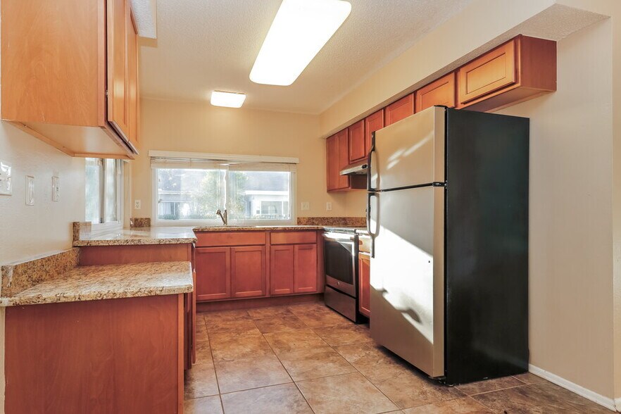 Building Photo - 13021 Sirius Ln