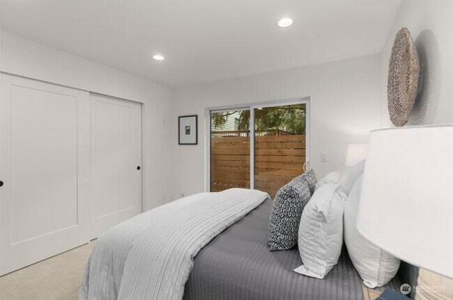 Building Photo - Welcome Home -Modern and Expansive Windows