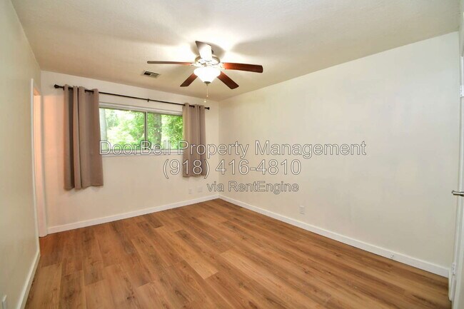 Building Photo - 608 E Toledo St
