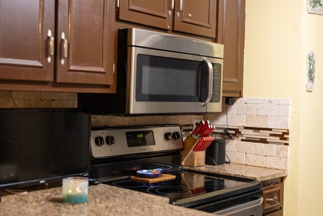 Building Photo - 3 Bedroom Home in North Columbus, GA