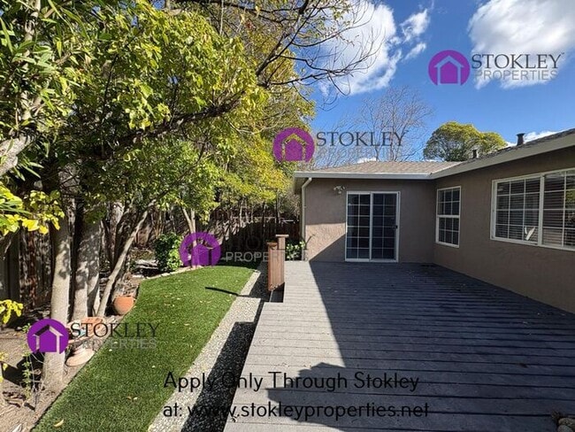 Building Photo - 18 Bonnie Pl