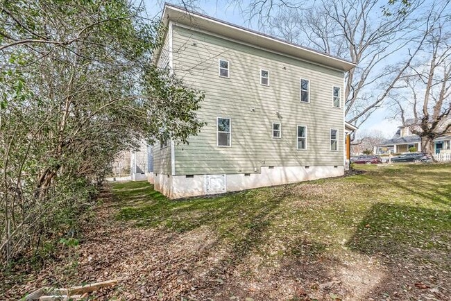 Building Photo - Close to Downtown Durham Brand New Construction