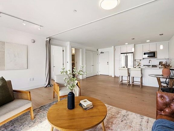 Building Photo - 218 Washington Ave