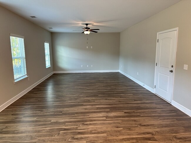 Building Photo - 35 Sweet Grass Ln