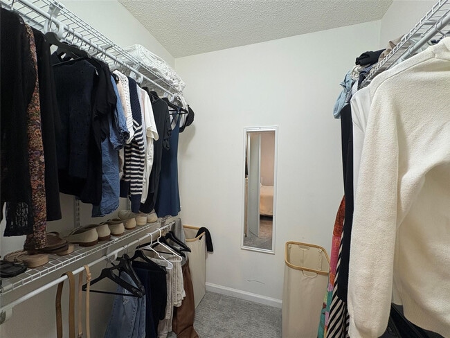 Building Photo - 780 S Sapodilla Ave