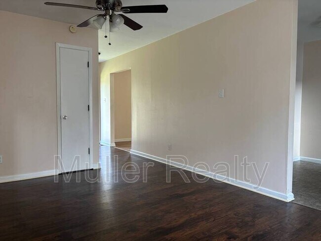 Building Photo - 6436 Tewksbury Dr NW