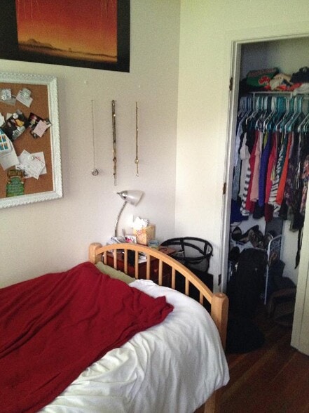 Building Photo - 35 Cooper St