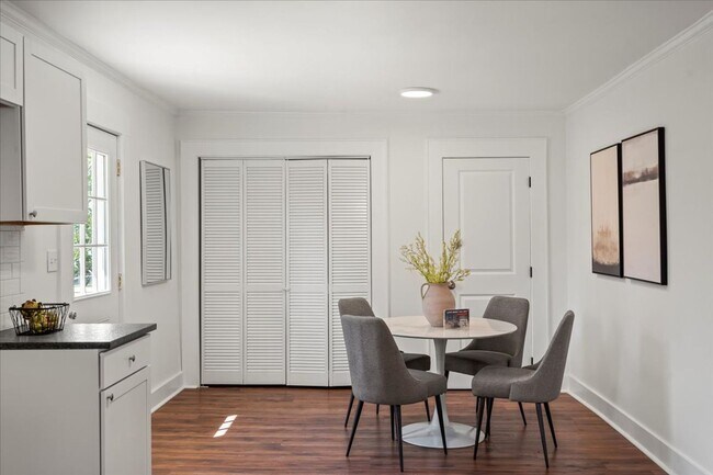Building Photo - There is a Wow Factor in this Fully Renova...