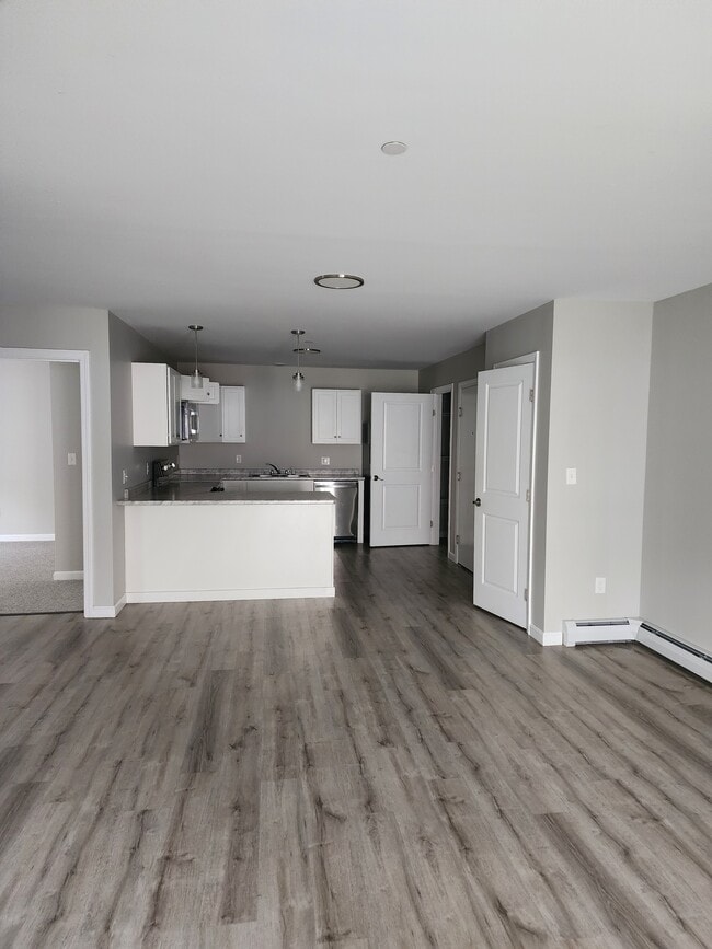 Building Photo - Wellington Court