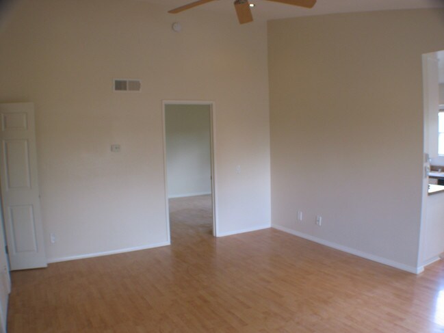 Building Photo - 23236 Orange Ave