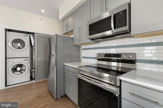 Building Photo - 509 Gorgas Ln