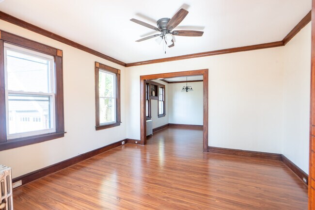 Building Photo - 107 Boyden Ave