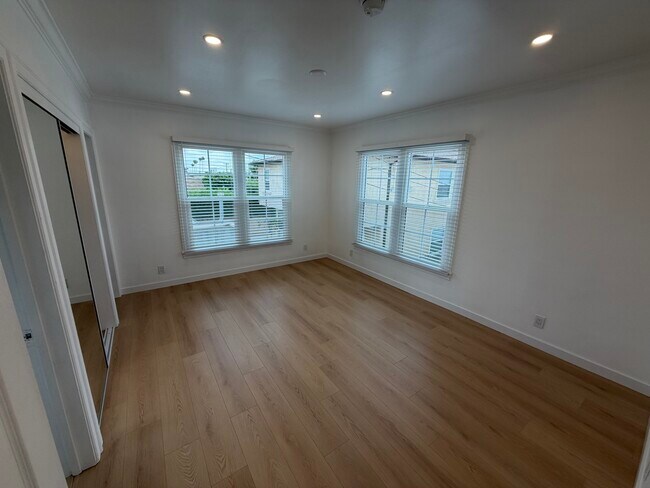 Upstairs Master Bedroom - 1754 N Alexandria Ave